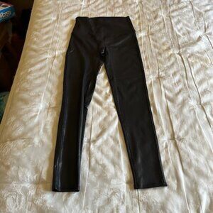 Jane & Bleecker Black Shine Leggings Large NWOT